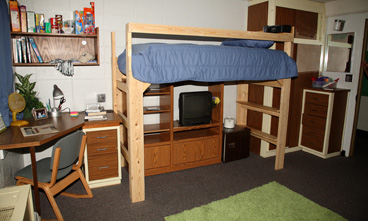 Basic loft with four shelves